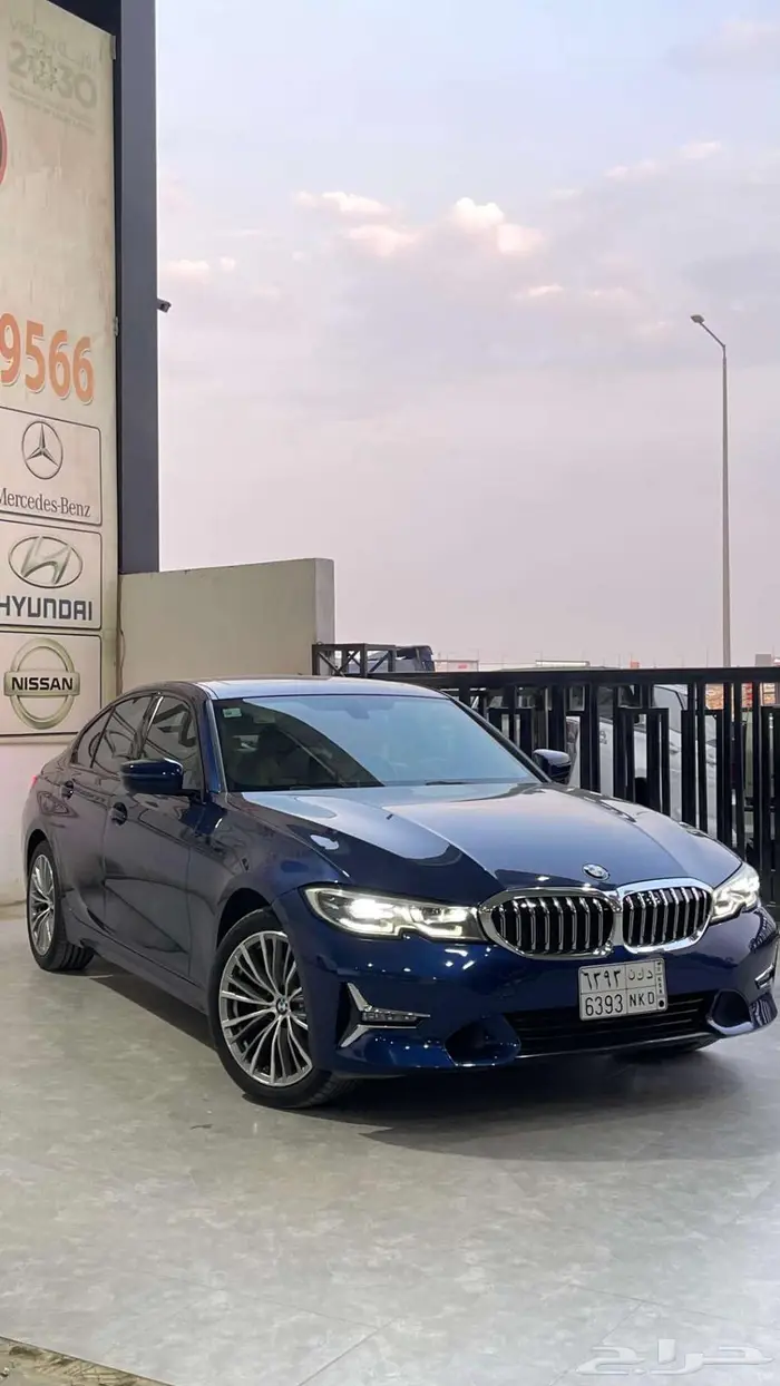 بي ام دبليو 320i موديل 2
