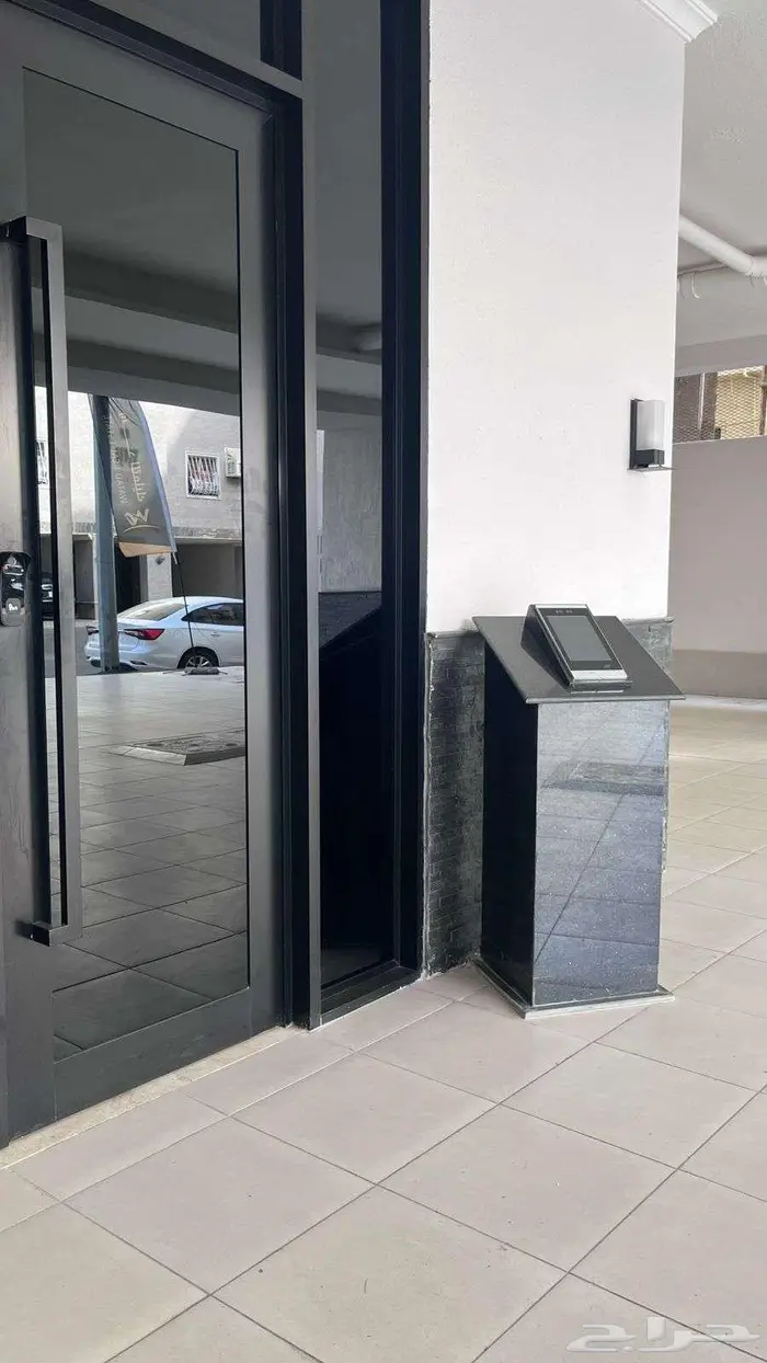 شقة 4 غرف تشطيب فندقي سمارت وبلكونة 32