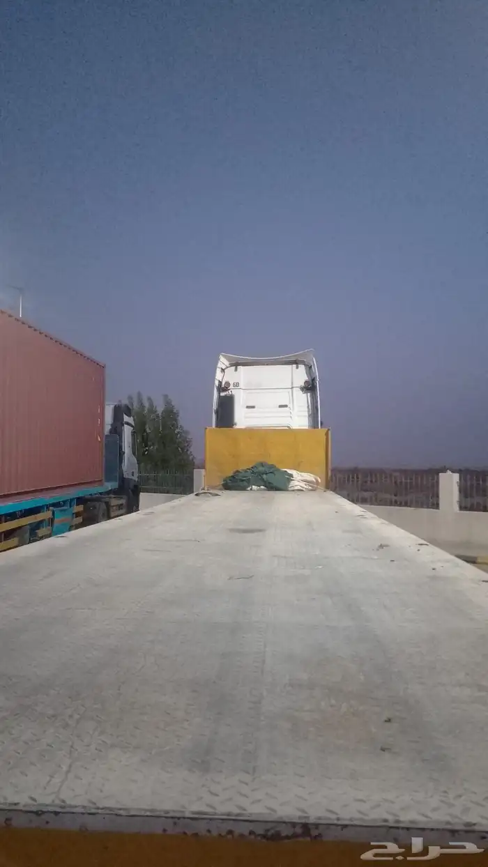للبيع سطحه 13.6 flatbed for sale 0