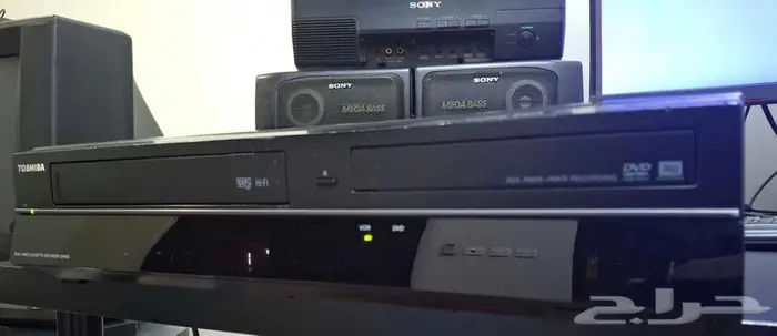 مشغل TOSHIBA DVR20KB DVD VHS 2