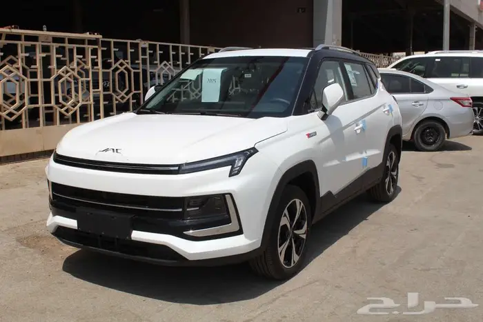جاك 1.5 - JS4 - ابيض سقف اسود 2025 1