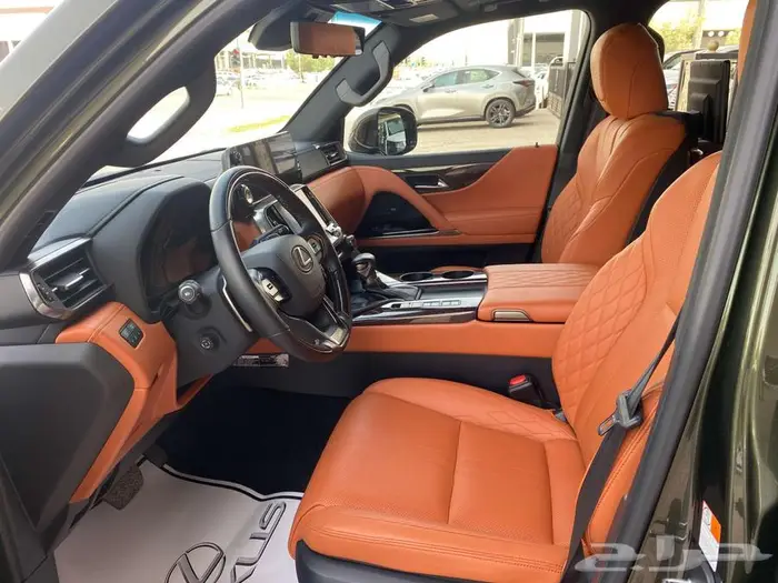لكزس LX600 VIP 2024 زيتي سعودي 11