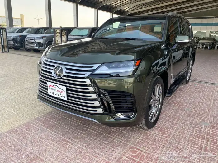 لكزس LX600 VIP 2024 زيتي سعودي 2