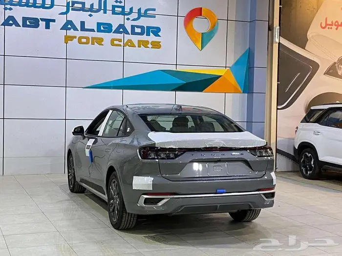 فورد تورس امبيانتي 2025 كاش واقساط 3