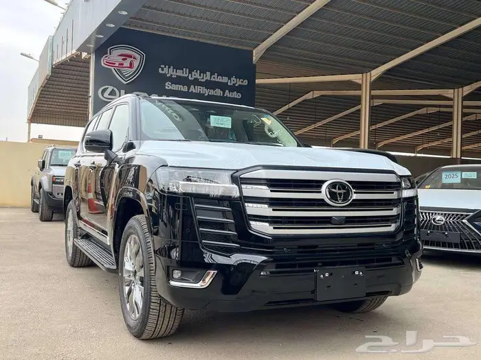 تويوتا لاندكروزر GXR-3 بنزين 2025 كاش واقساط ودفعتين 1