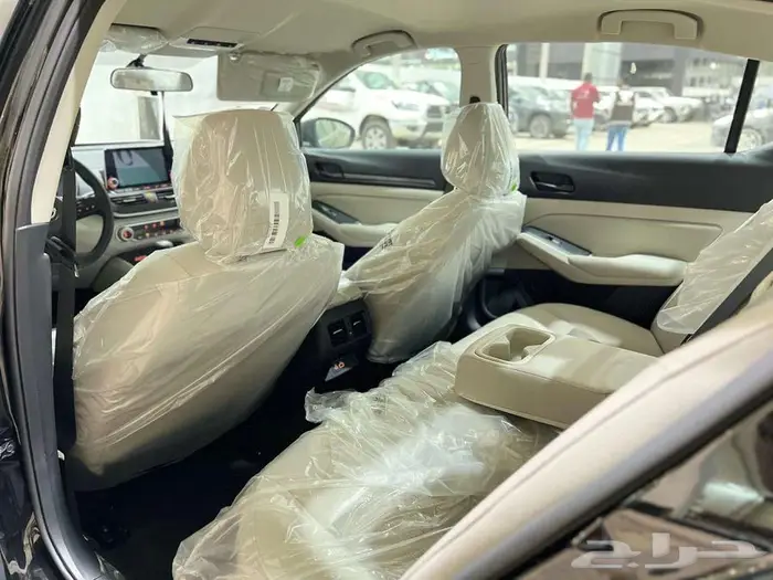 نيسان التيما نص فل واستندر لون اسود موديل 2025 10