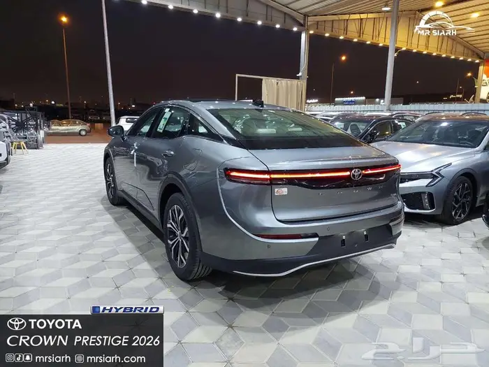 تويوتا كراون 2.5 برستيج هايبرد 2026 1