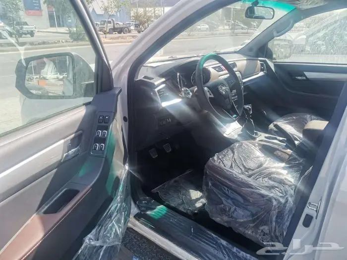 جاك GAC T8 دبل ديزل موديل 2025 لون ابيض 6
