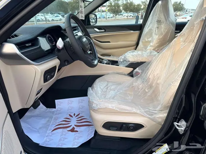جيب جراند شيروكي ليمتد بلس موديل 2024 ب 212750 شامل الضريبه 6