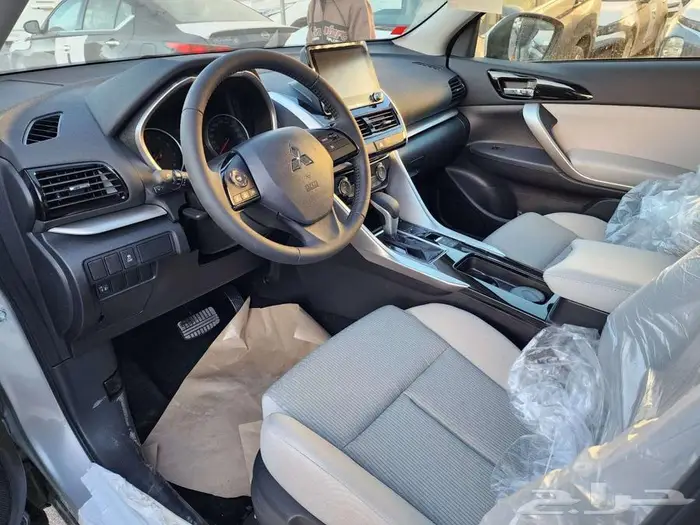 ميتسوبيشي اكليبس كروس GLS-ML موديل 2025 6