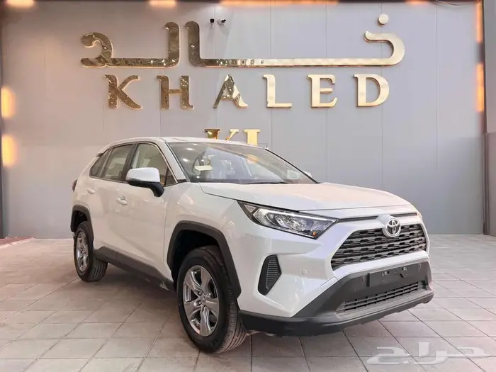 تويوتا راف فور LE دفع امامي بنزين 2025 0