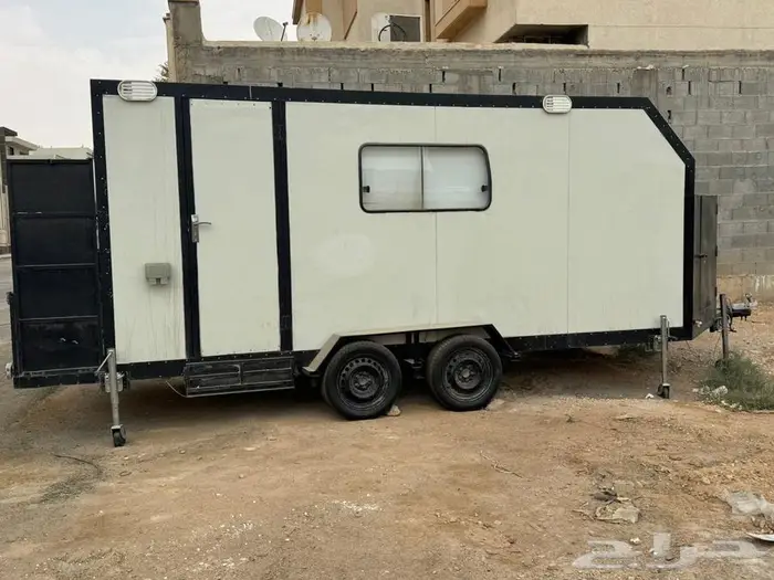كرفان اماراتي 2023 نظيف جدا 3