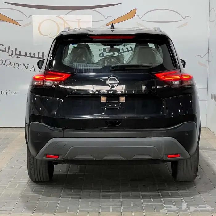 نيسان اكس تريل م2.5 بنزين 5 ركاب دبل 2025 3