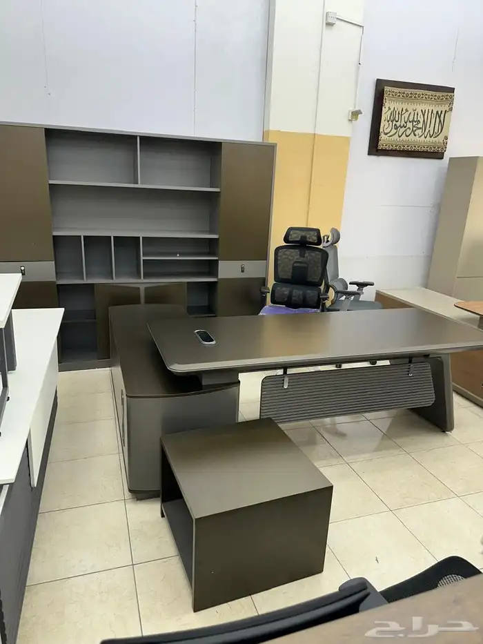 office furniture طقم مكتب أبيض حق مدير كبير و مكاتب إداريه 8