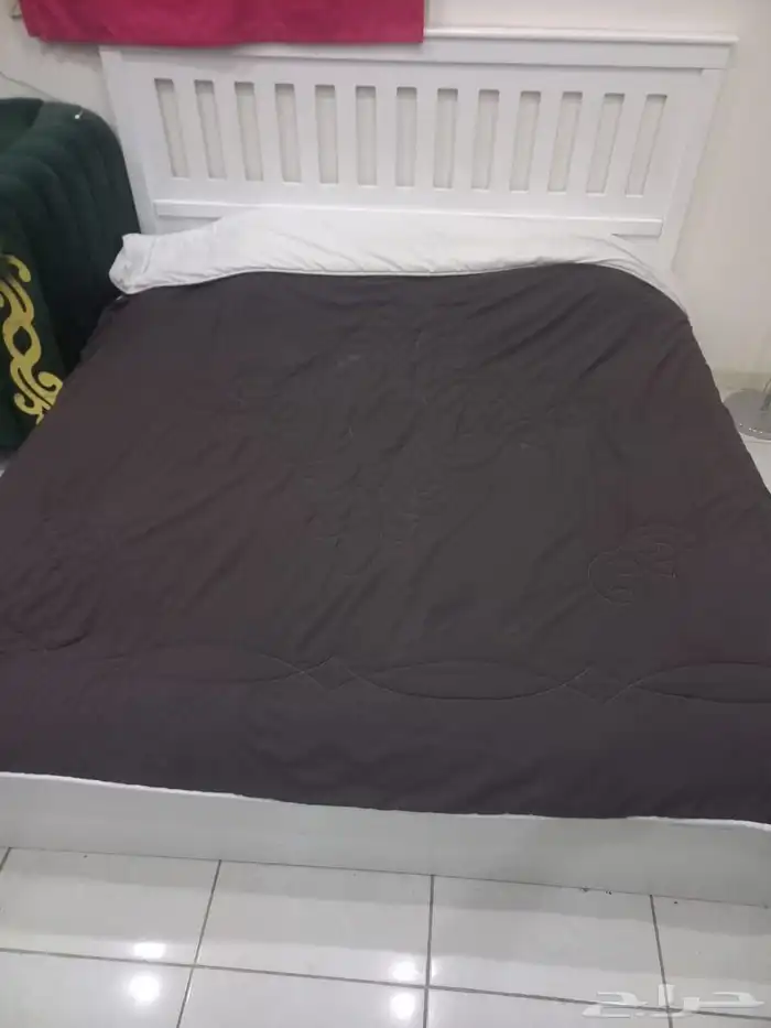 سرير ودولاب للبيع 0