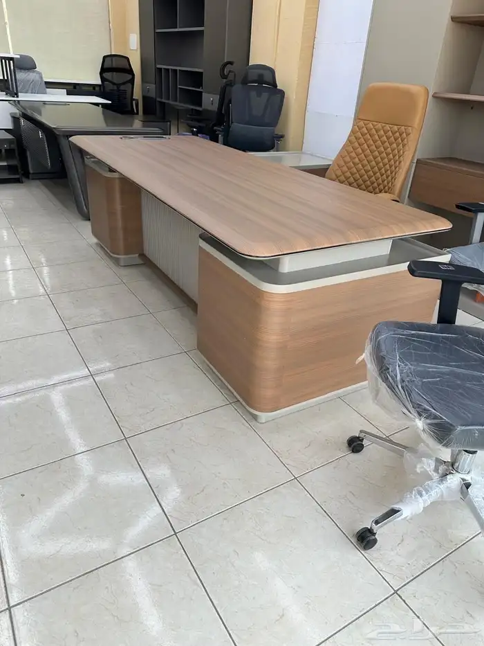 office furniture طقم مكتب أبيض حق مدير كبير و مكاتب إداريه 7