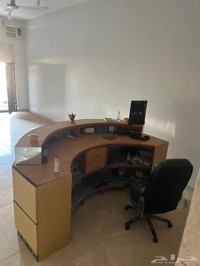 مشغل للتقبيل الموقع محافظة الحائط 4