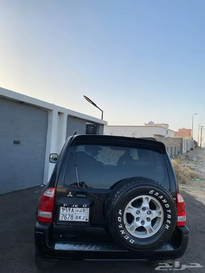 جيب بيع تشليح كامل وكل شى شغال بودي بلد قابل للتفاوض بسيط 4