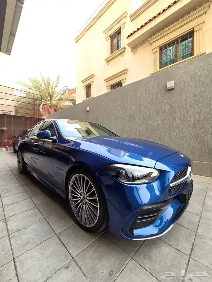 C300 AMG 2024 جاهزة الان بجدة فل كامل تبريد مراتب 1