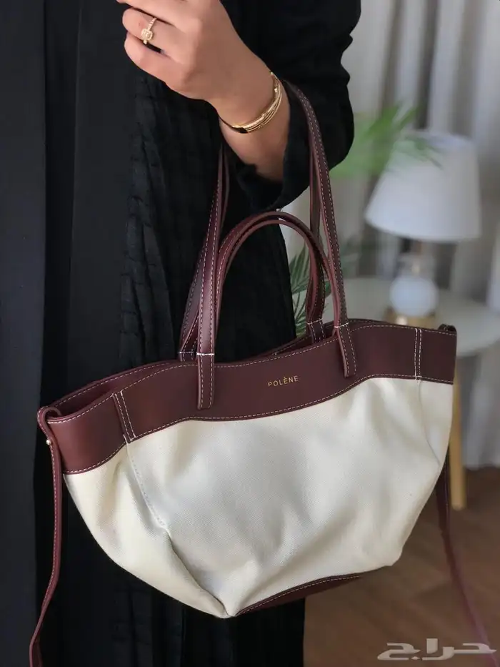 اطقم شنط مناسبة للجامعة 17