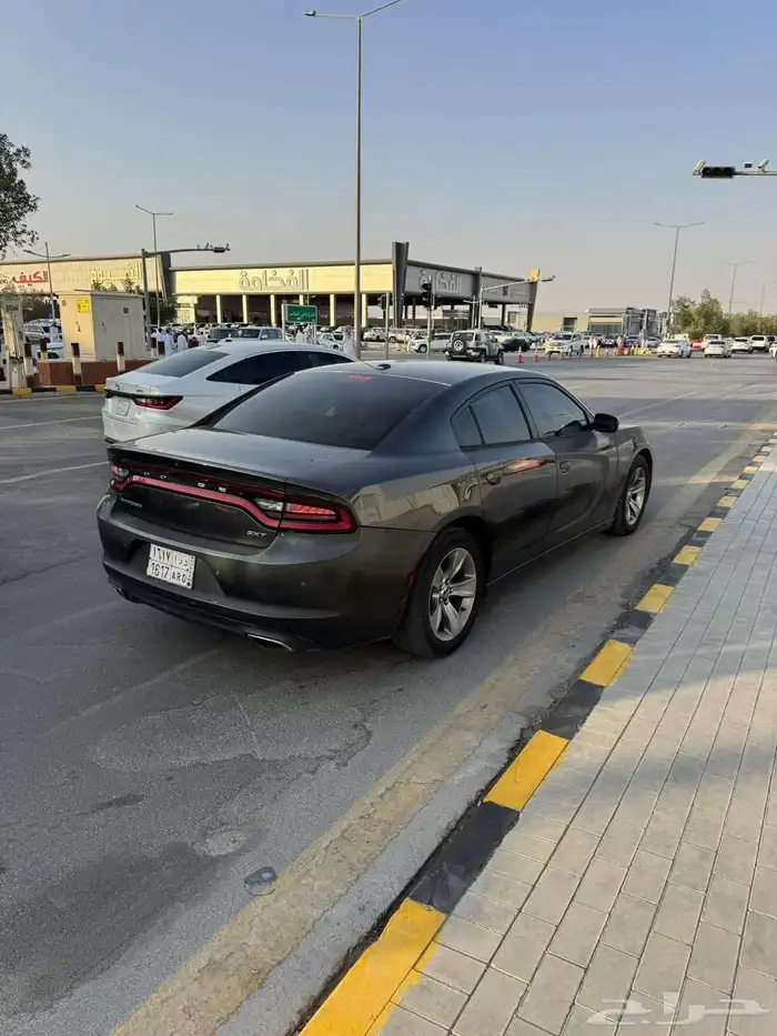 دوج تشارجر 2018 2