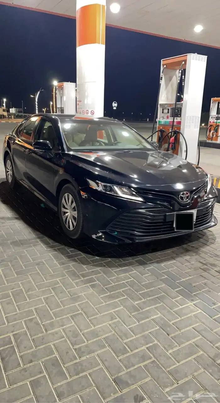 كامري اسود استاندرد 6