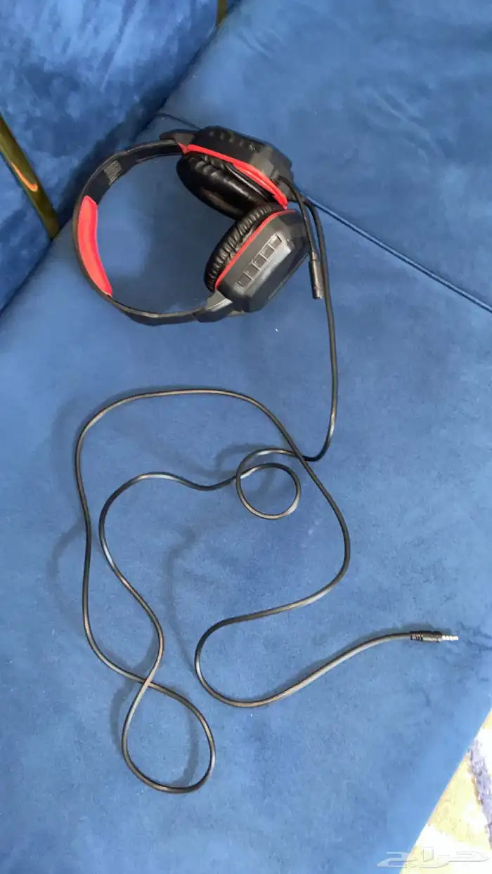 سماعه للبيع كويسه جدا  باللون الأسود والأحمر صوتها كويس 1