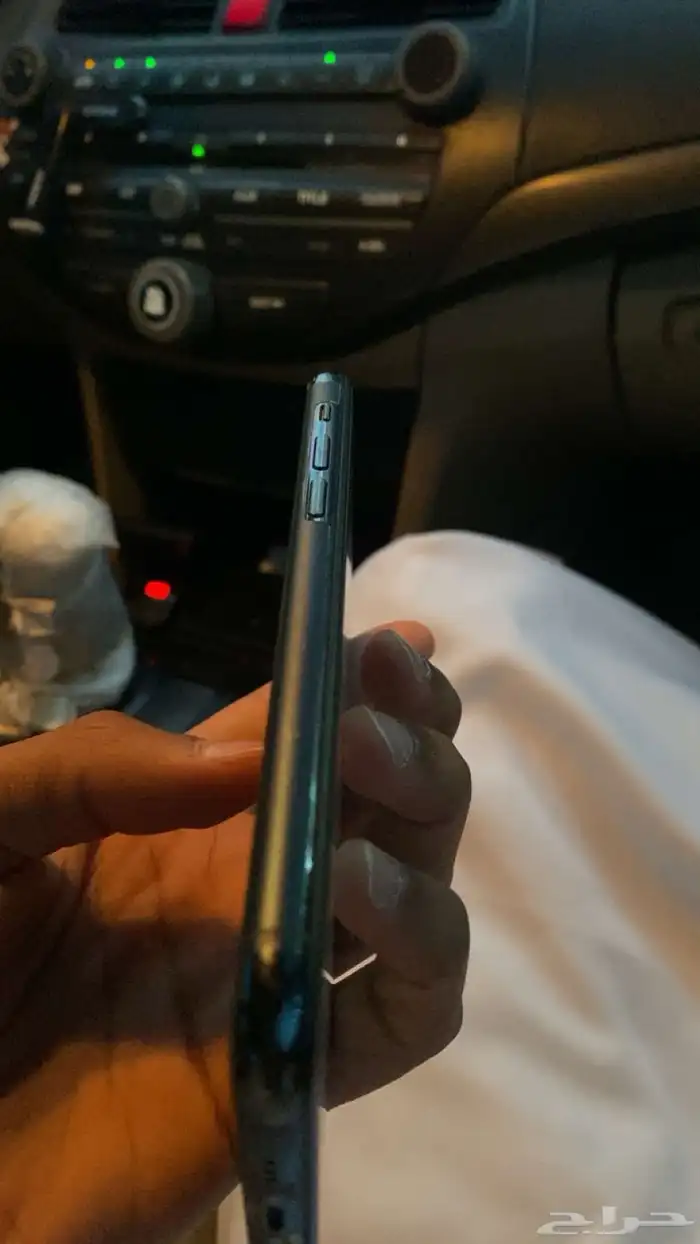 ايفون 11 برو نظيف 2