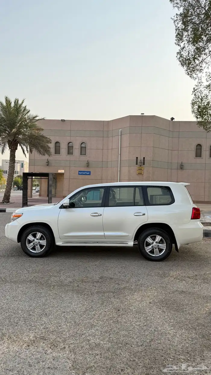 لاندكروزر GXR 2014 7