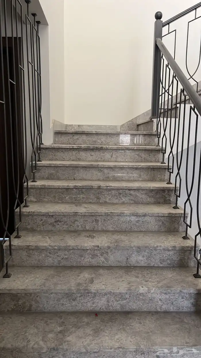 مقاولات عامة عظم وتشطيب بناء حديث 13