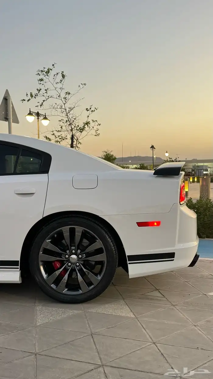 تشارجر SRT نسخة خاصه 49km 26