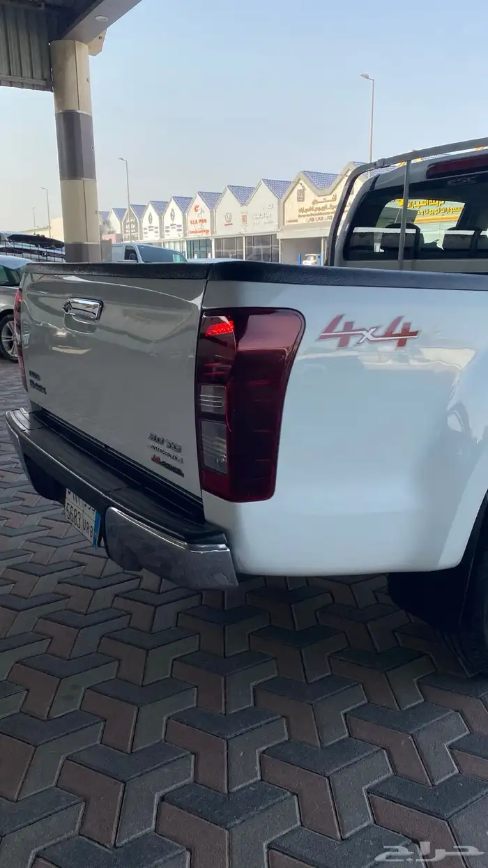 ايسوزو 2020 قير اتوماتيك LS 12