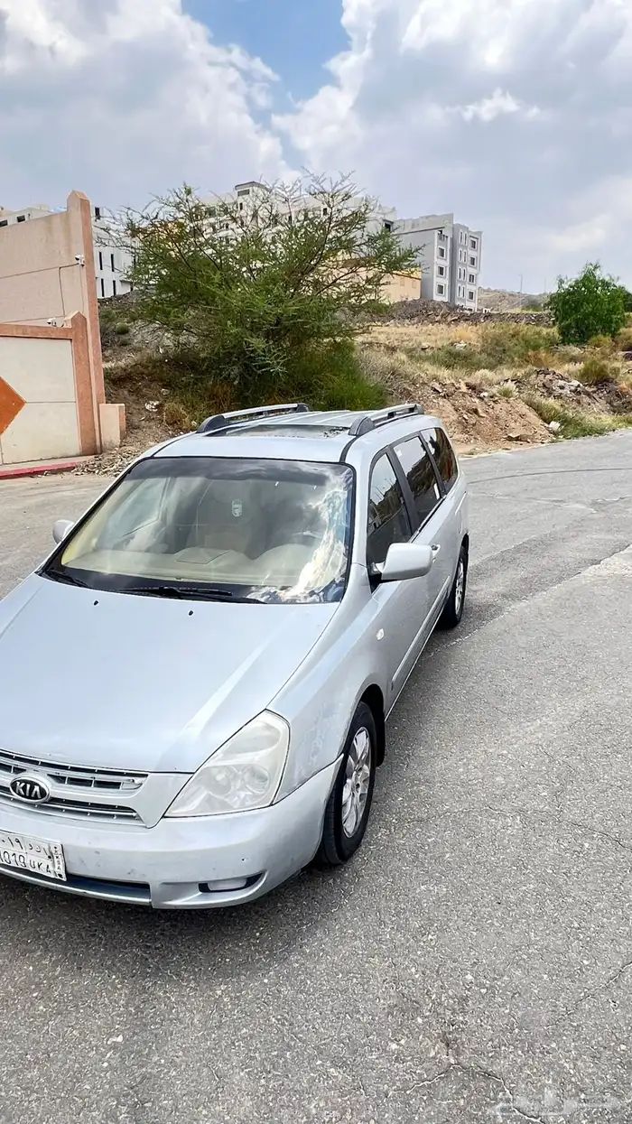 كيا كرنفال 2008 للبيع 8