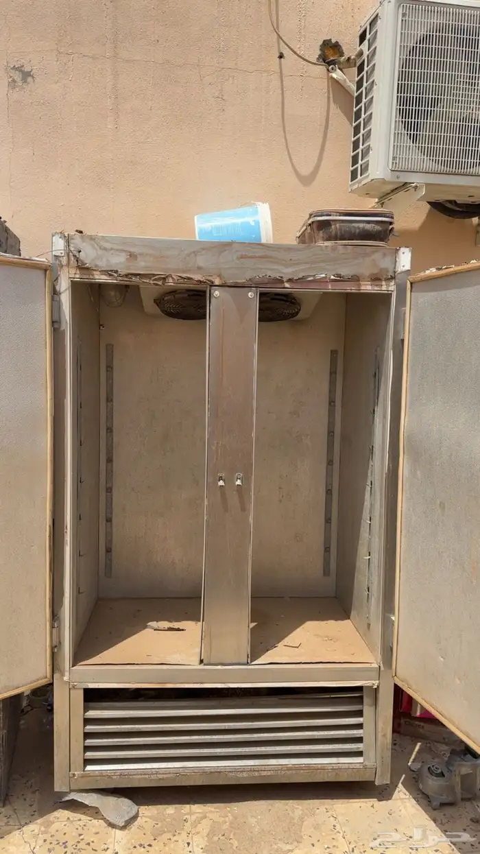 ثلاجه بابين والة تحمير شاورما للبيع 1