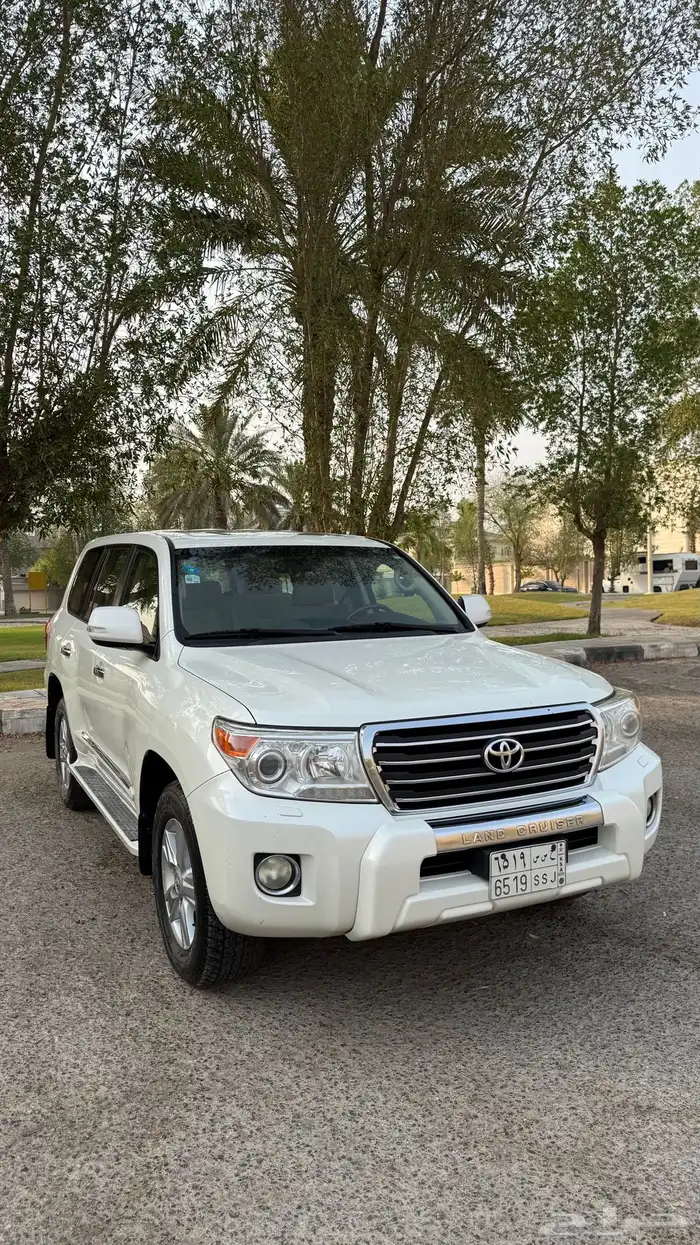 لاندكروزر GXR 2014 0