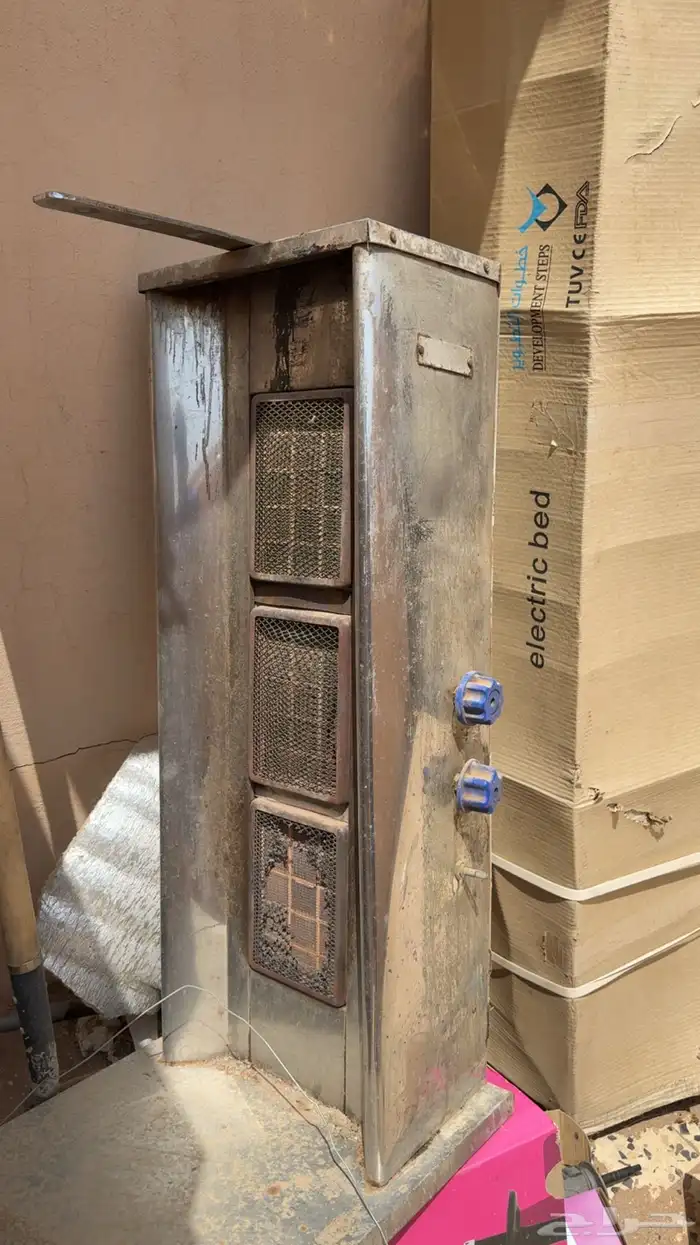 ثلاجه بابين والة تحمير شاورما للبيع 0