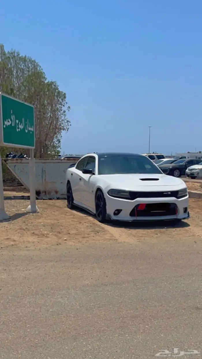 للبيع تشارجر سكات باك بلاك روف 3