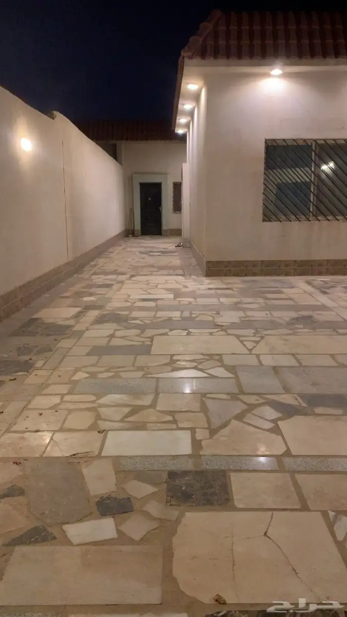 استراحة للايجار حي الرمال مع تقبيل الاثاث 3