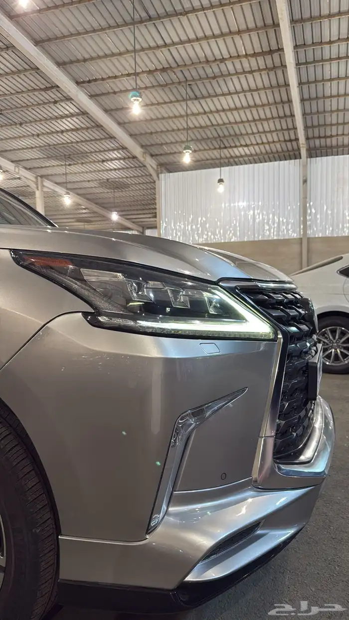 جيب لكزس2018 سبورت LX570 DD 24