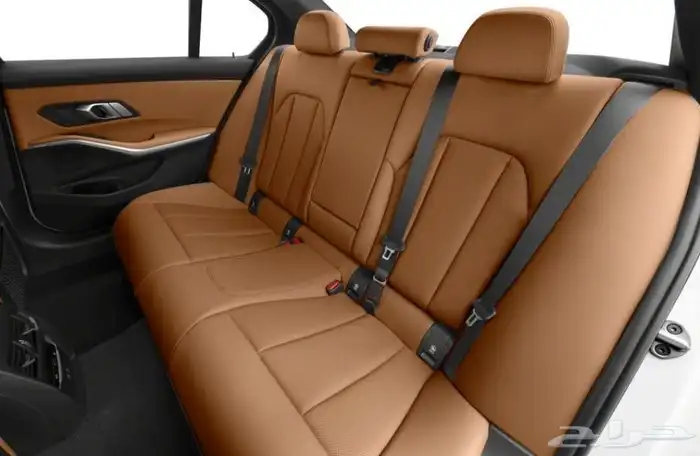 بي ام دبليو الفئة الثالثة BMW 3 Series 330i موديل 2025 4
