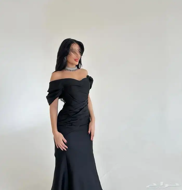 فستان للبيع استخدام مره وحده 1