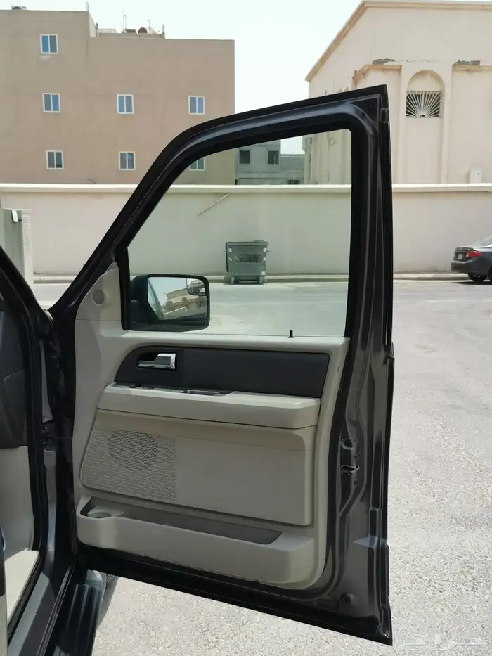 اكسبديشن موديل 2013 9