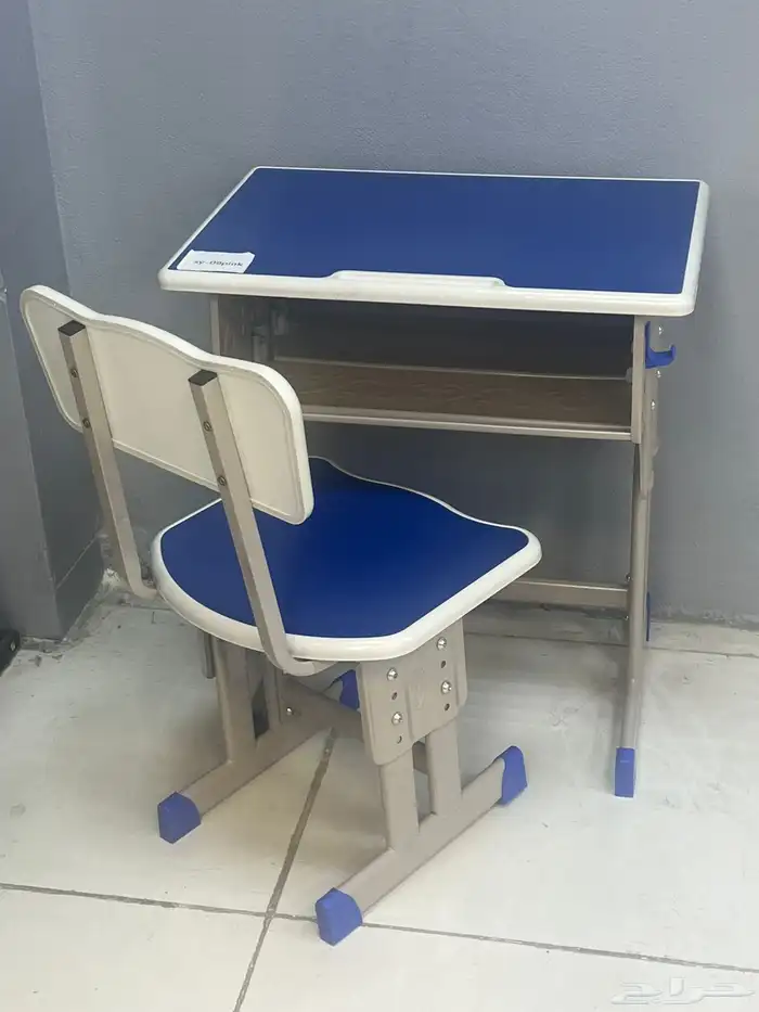 Comfortable   unique design of study set 3