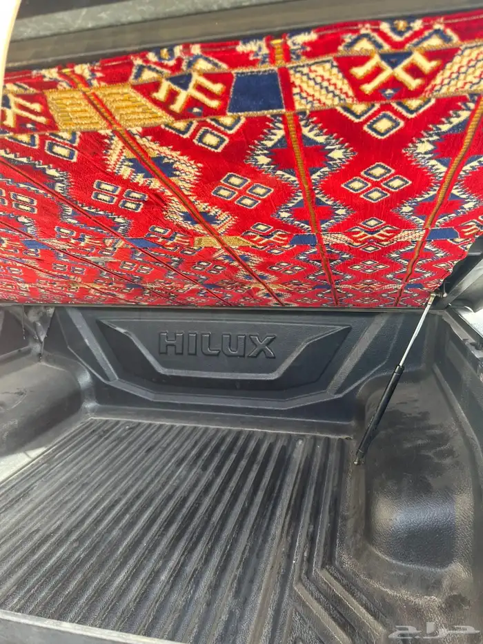 غطا تويوتا هايلوكس من 2016- الئ 2025 1