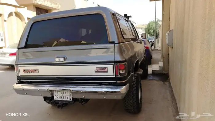 جمس بليزر او جيمي موديل 1988 3