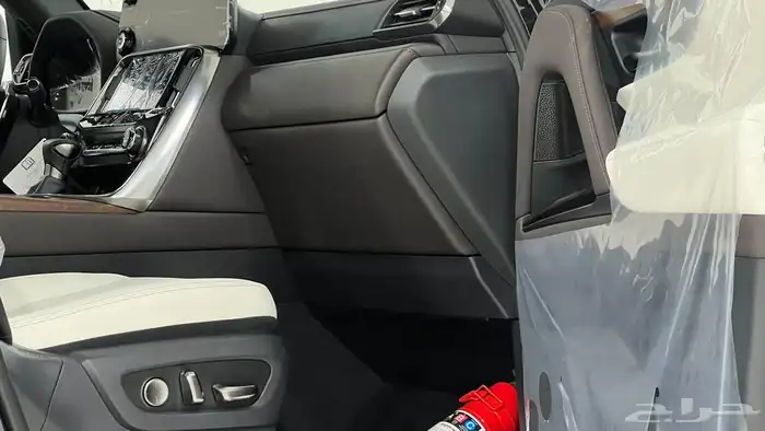 لكزس LX600.BB.2025خليجي اقل سعر 8