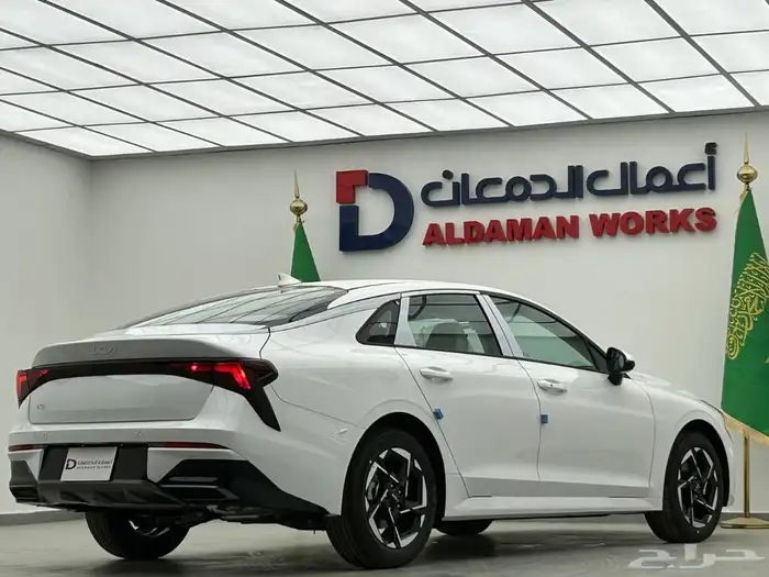 كيا K5 ستاندر مطور موديل 2025 ضمان 10 سنوات 2