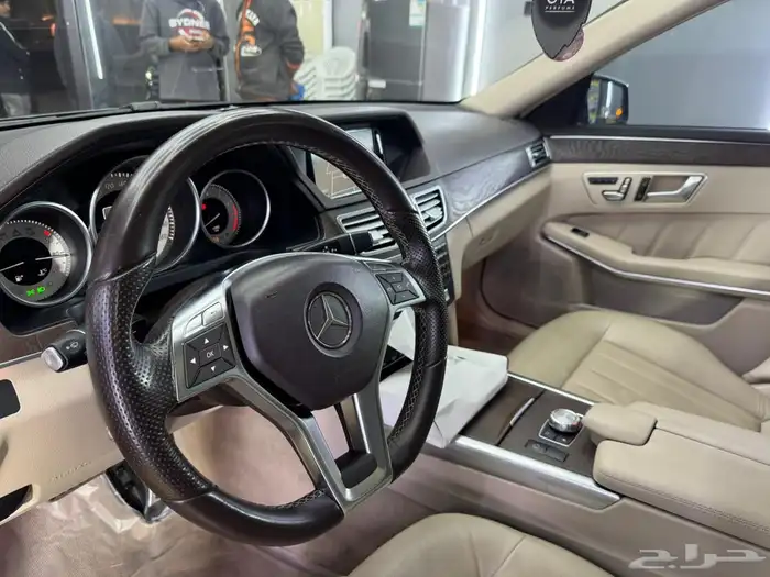 للبيع مرسيدس e300 12
