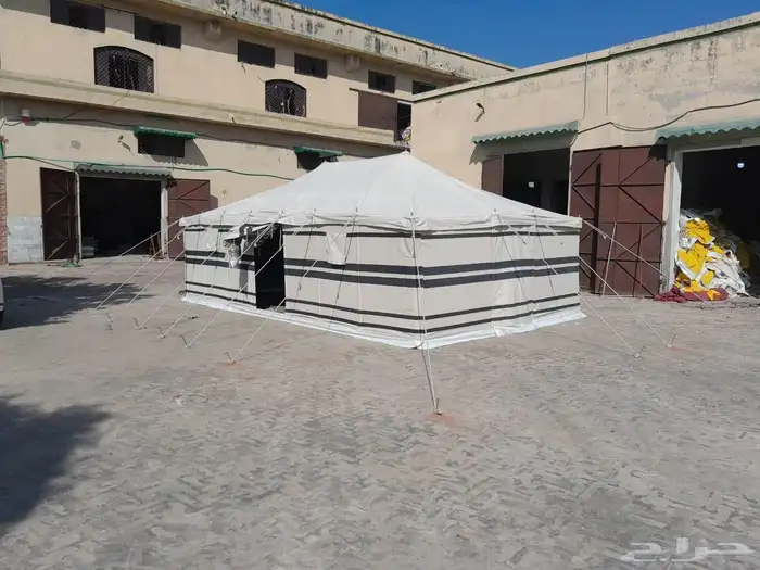 خيام متحركة حجازي ابيض مخطط بأسود خيام اسود مخطط بأبيض 1
