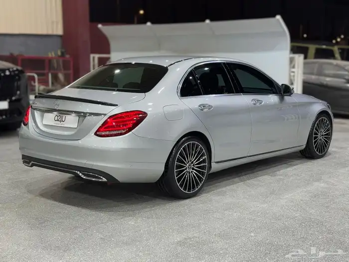 مرسيدس C220d موديل 2018 2
